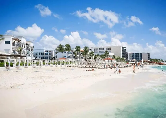 Stylish 2br Near The 5th Avenue & The * Playa del Carmen