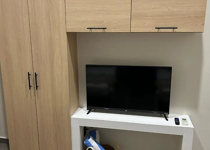 Stylish 2br Near The 5th Avenue & The